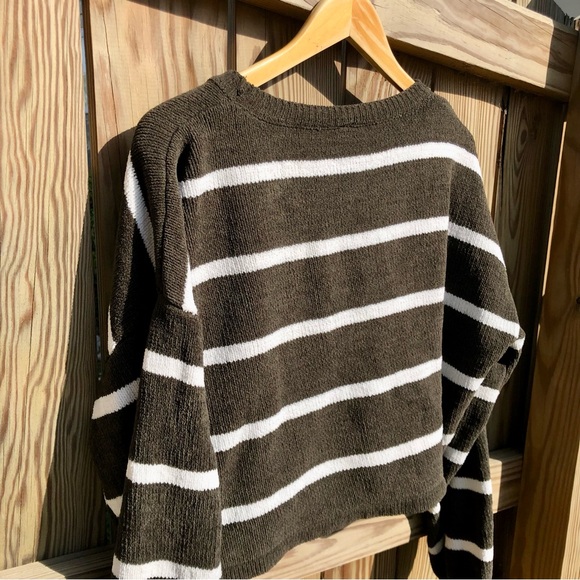 Windsor Oversized Striped Pullover Cropped Sz. Small - Picture 4 of 9